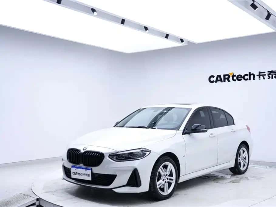 BMW 1 series 2022