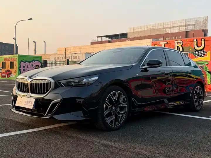 BMW 5 series 2024