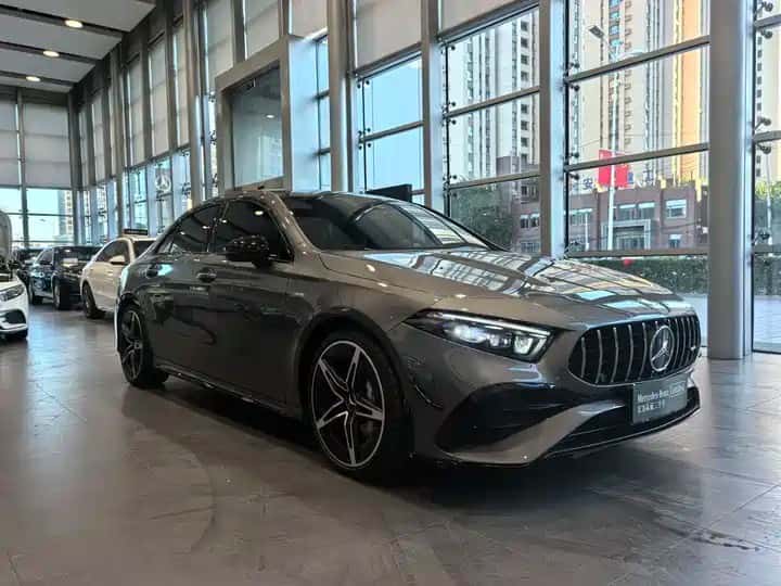 Mercedes-Benz AMG A-klasse 2024