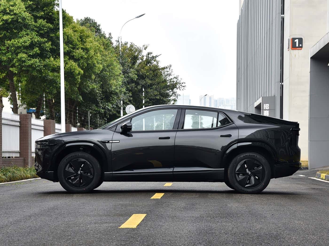 Changan Qiyuan E07, фото 2