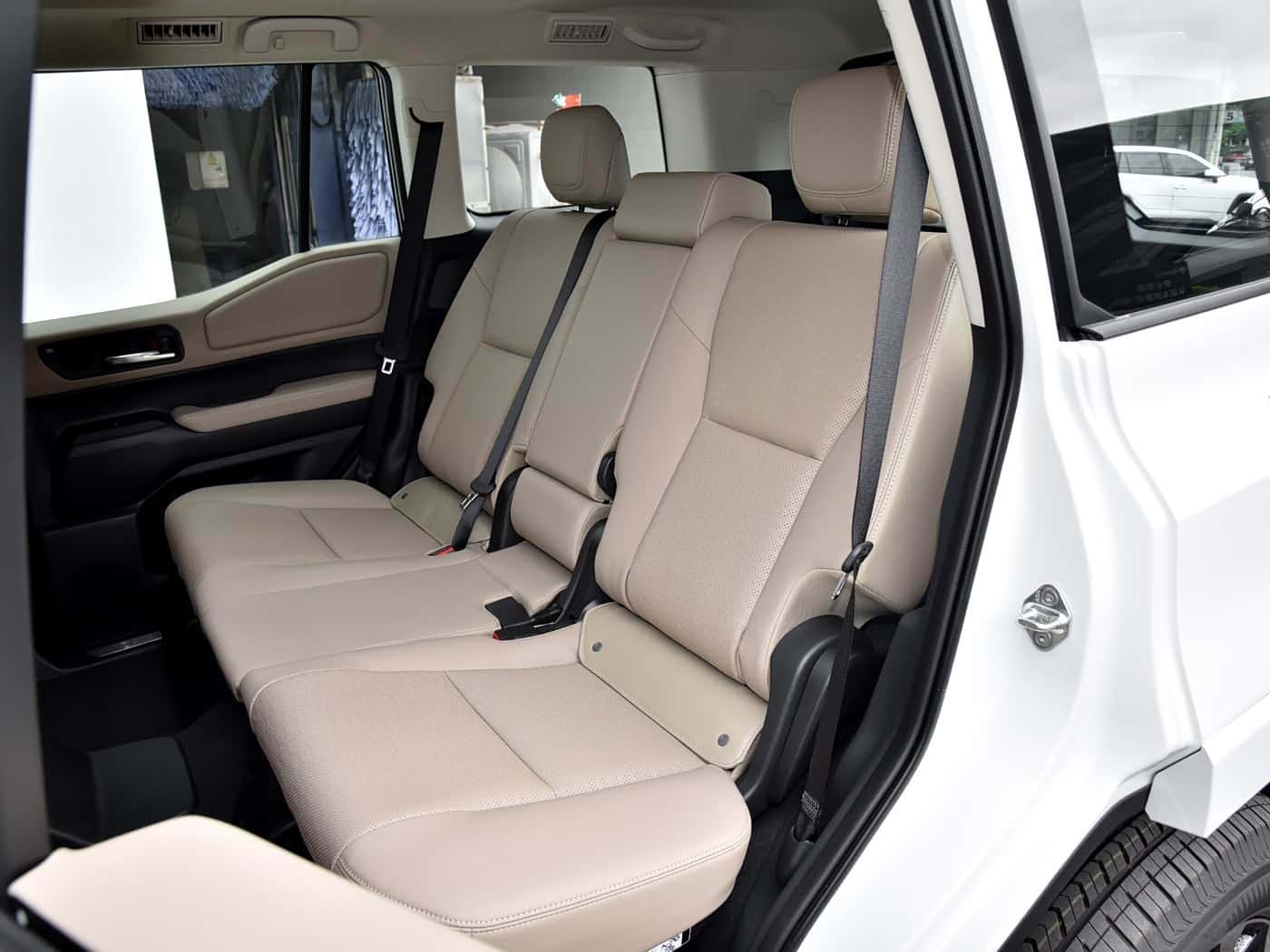 Toyota Land Cruiser Prado 250, фото 5