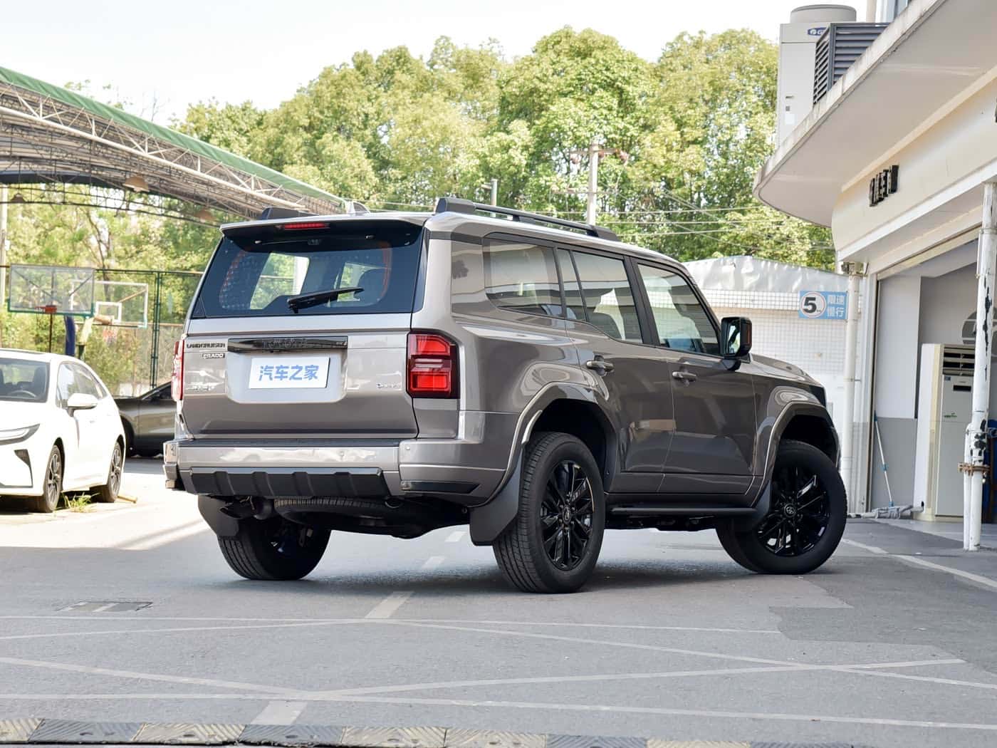 Toyota Land Cruiser Prado 250, фото 3