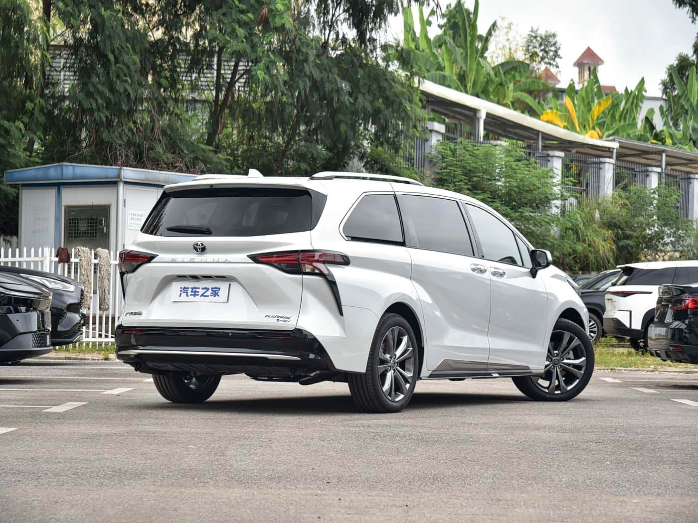 Toyota Sienna, фото 3