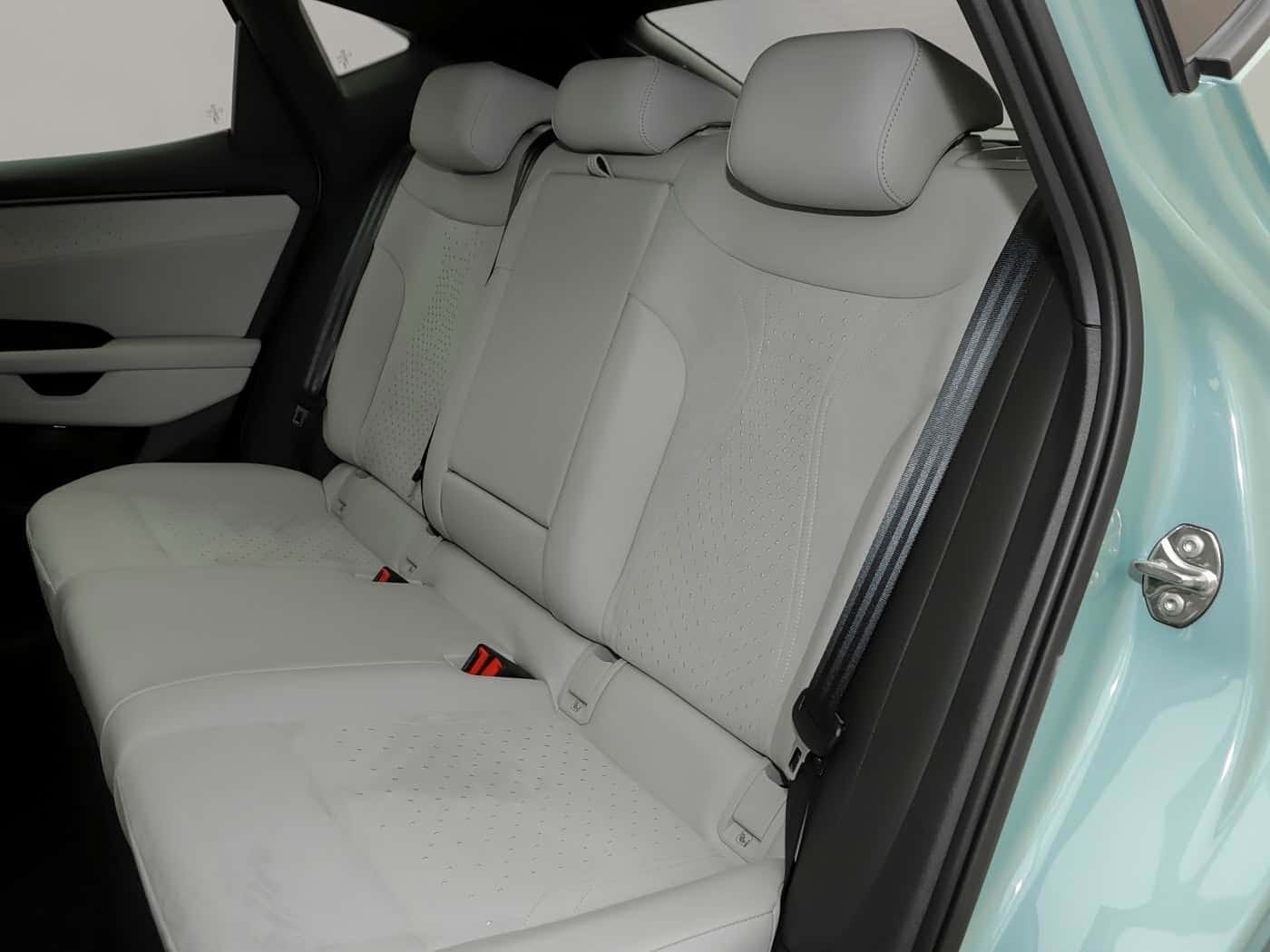Volkswagen ID. UNYX 06 (与众06), фото 5