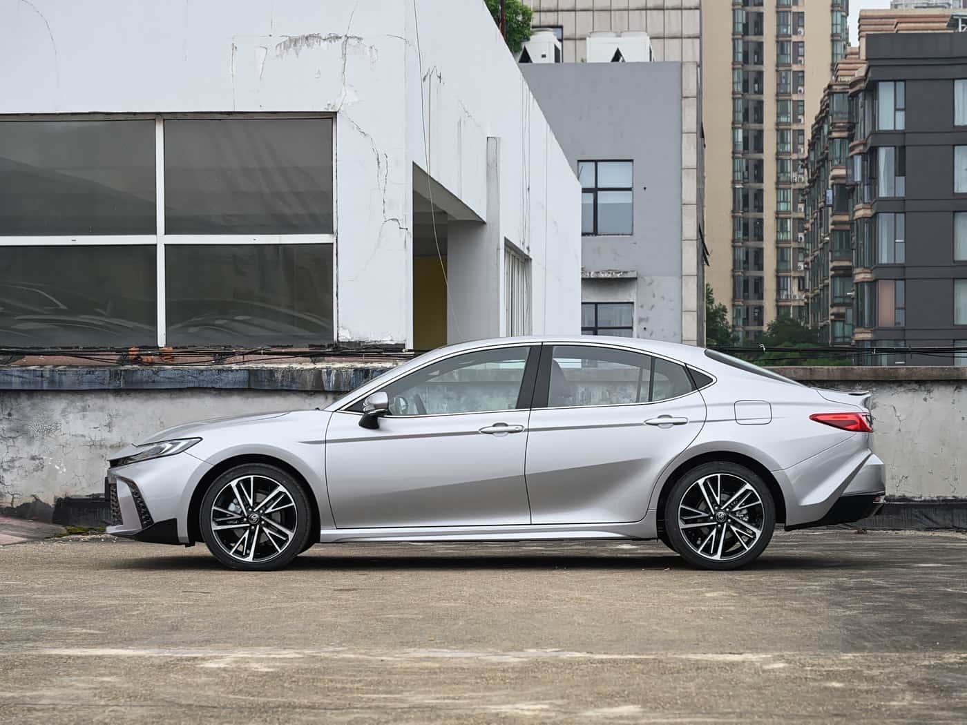 Toyota Camry, фото 2
