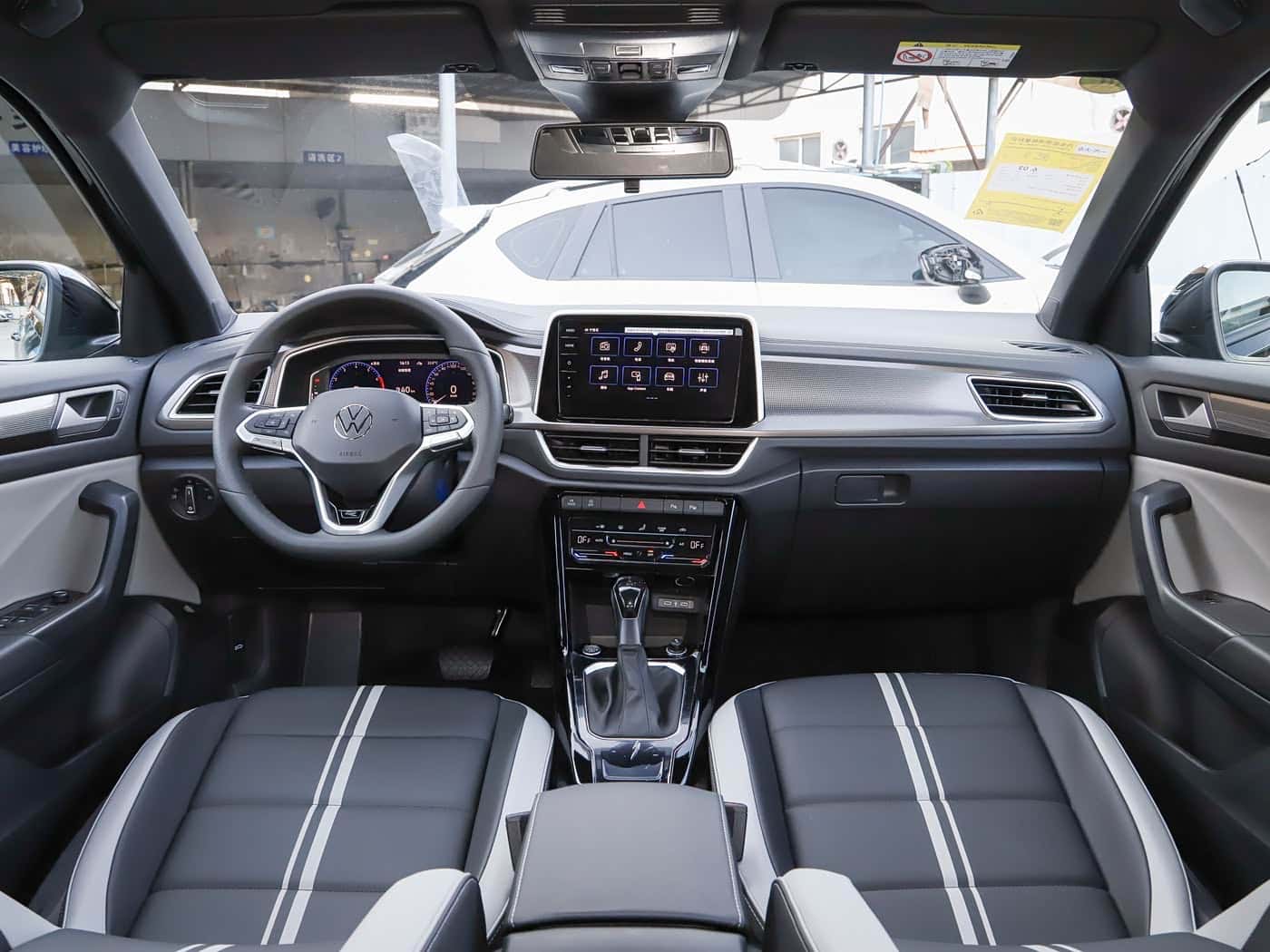 Volkswagen T-ROC, фото 4