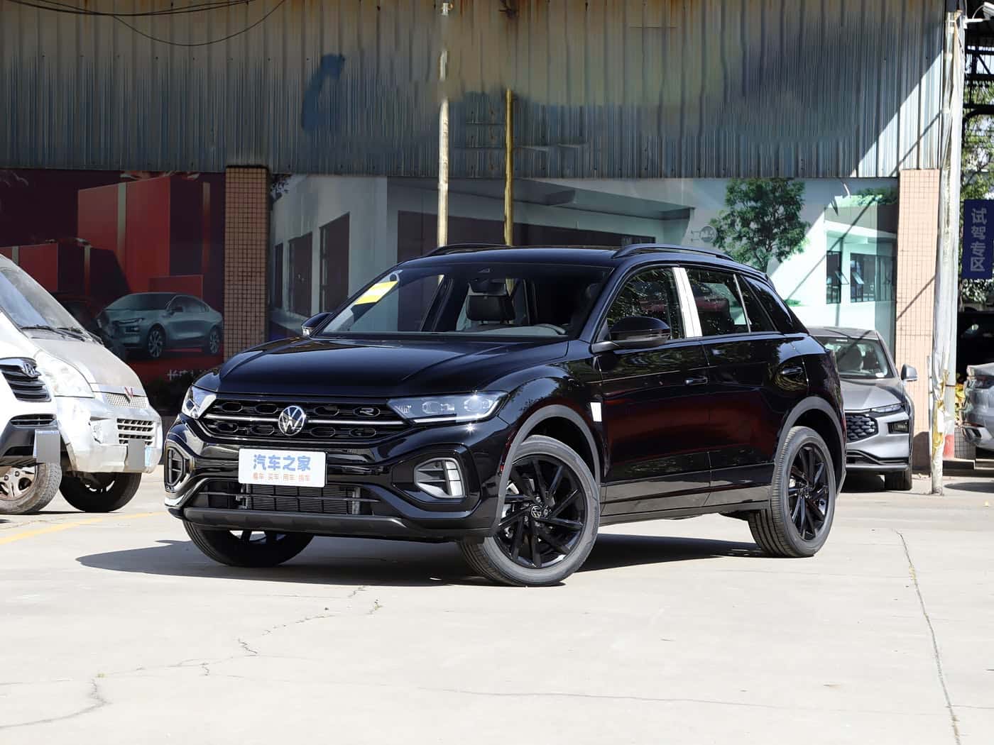 Volkswagen T-ROC, фото 1