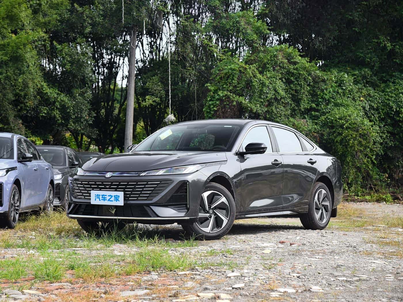 Changan Eado, фото 1