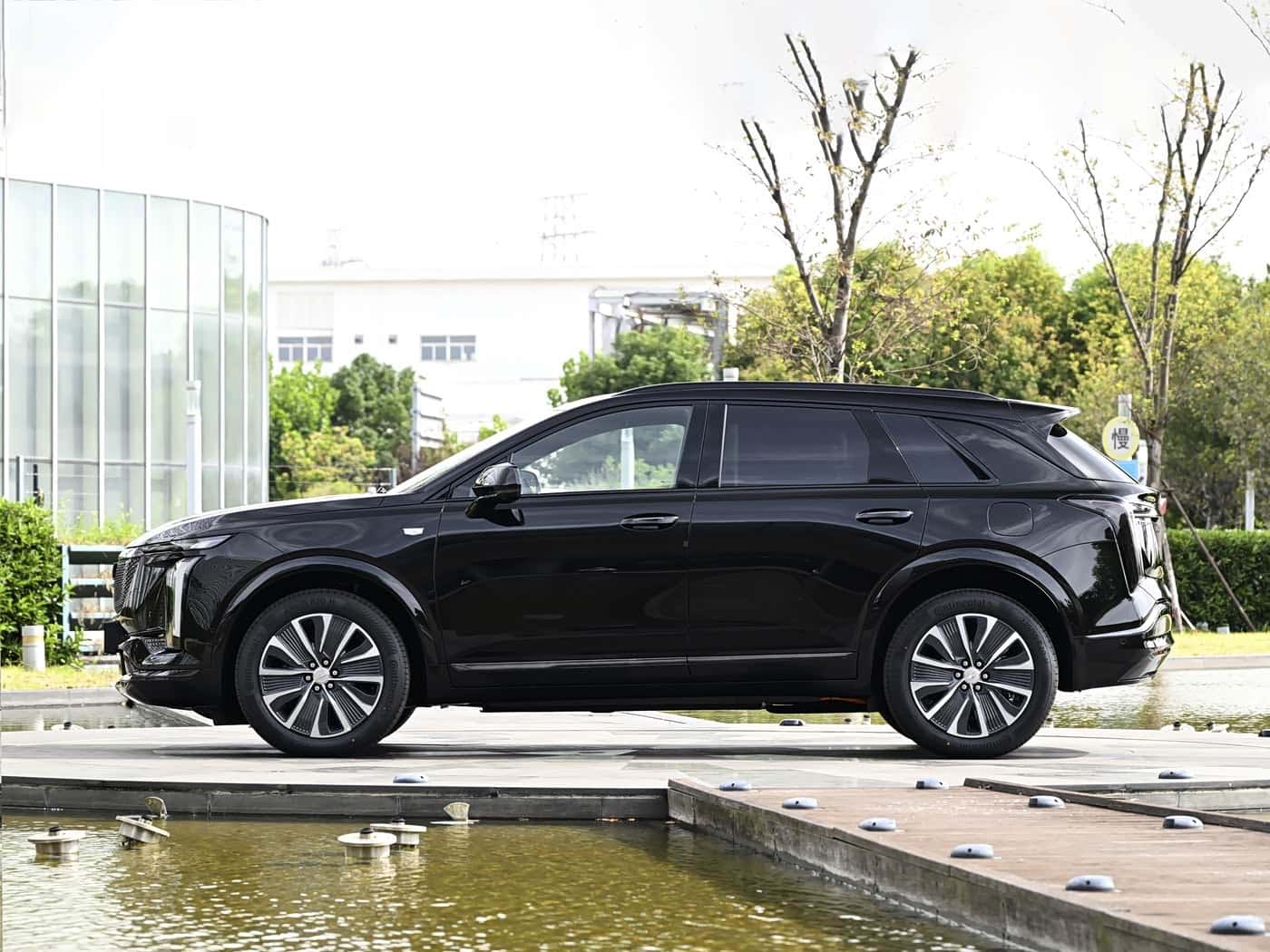 Cadillac XT5 PHEV, фото 2