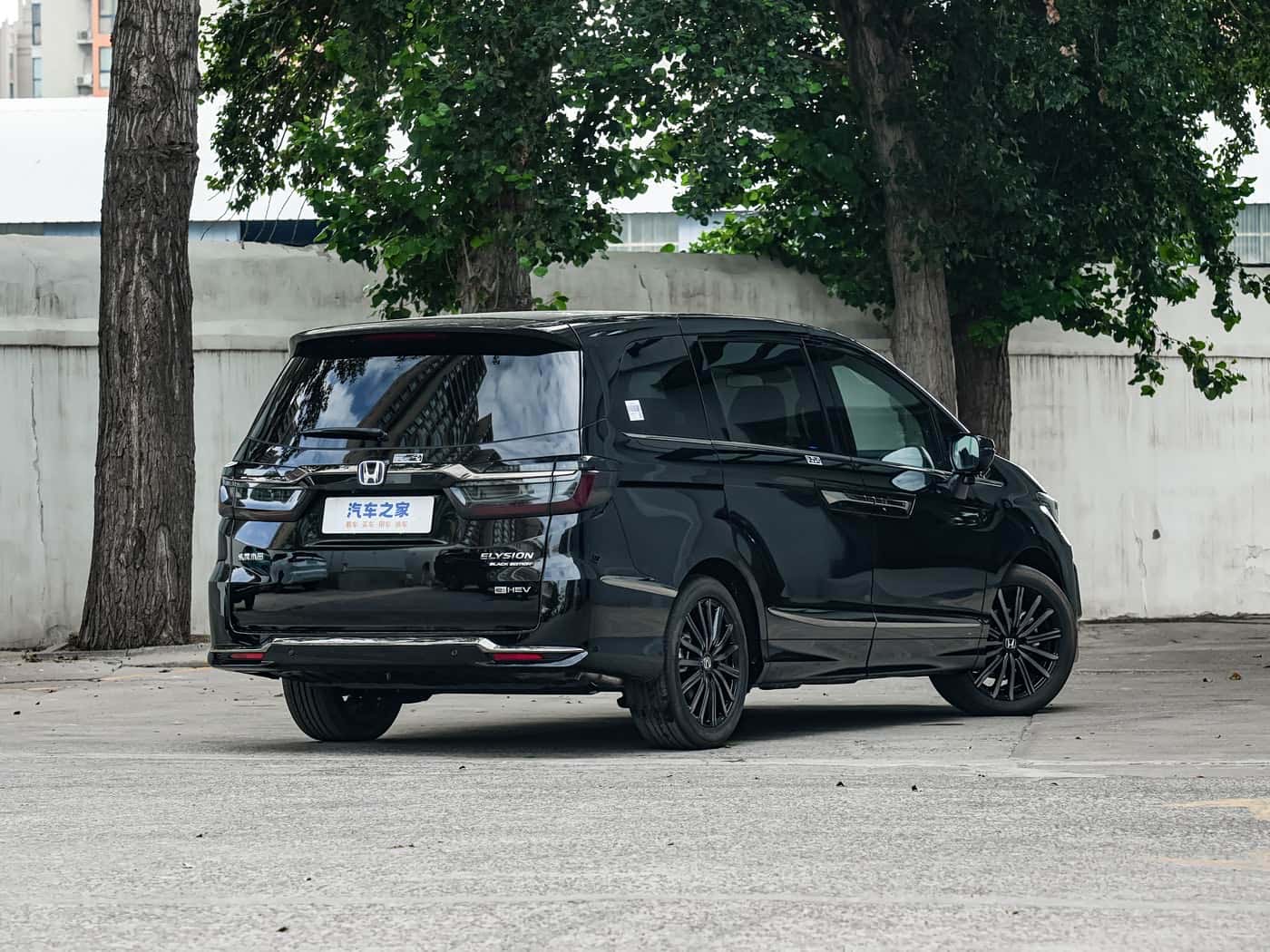 Honda Elysion, фото 3