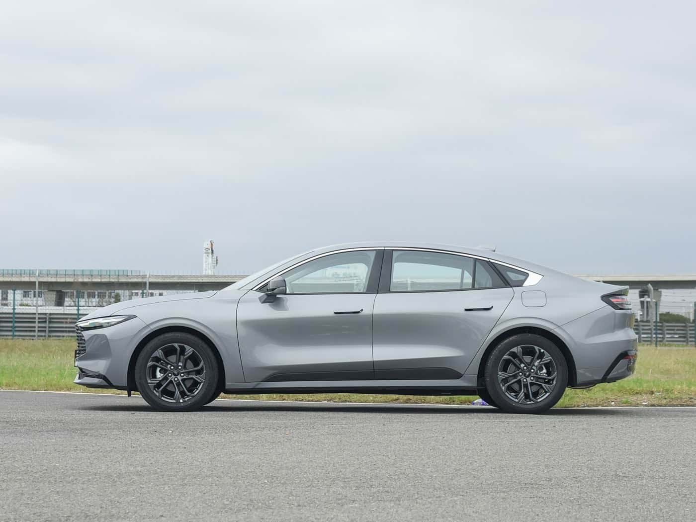 Ford Mondeo, фото 2