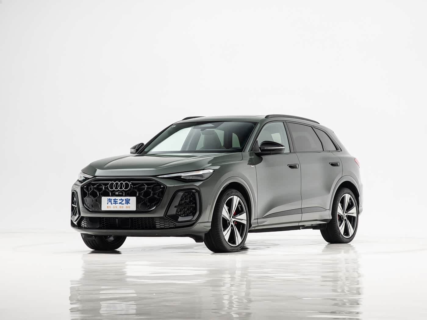 AUDI Q5L, фото 1