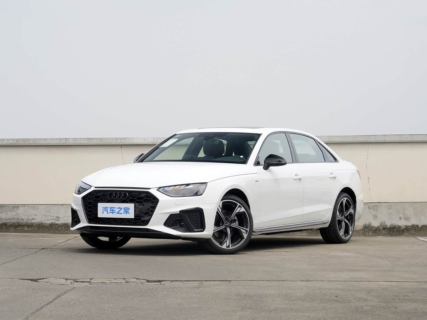 AUDI A4L, фото 1