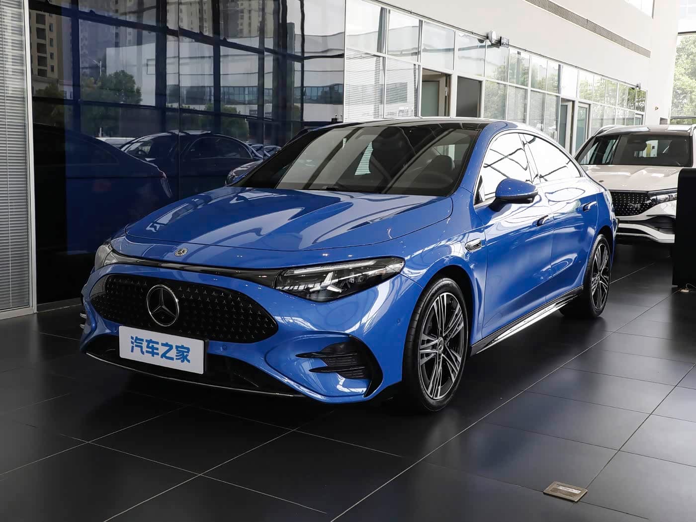 Mercedes-Benz CLA-klasse EV, фото 1